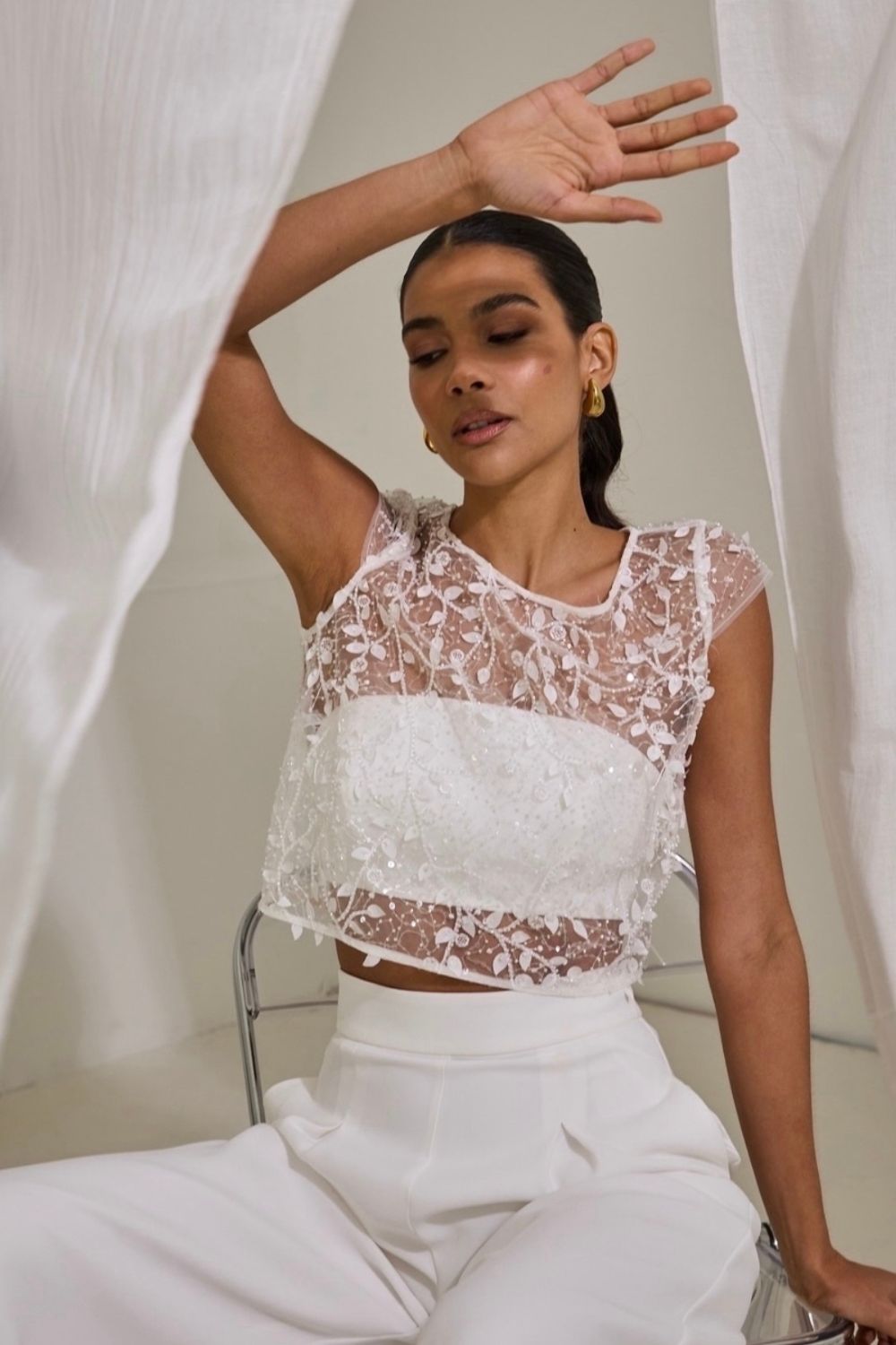 Transparentes Braut-Top mit floraler Stickerei und Perlen – Mix and Match Novia Feliz Heppenheim